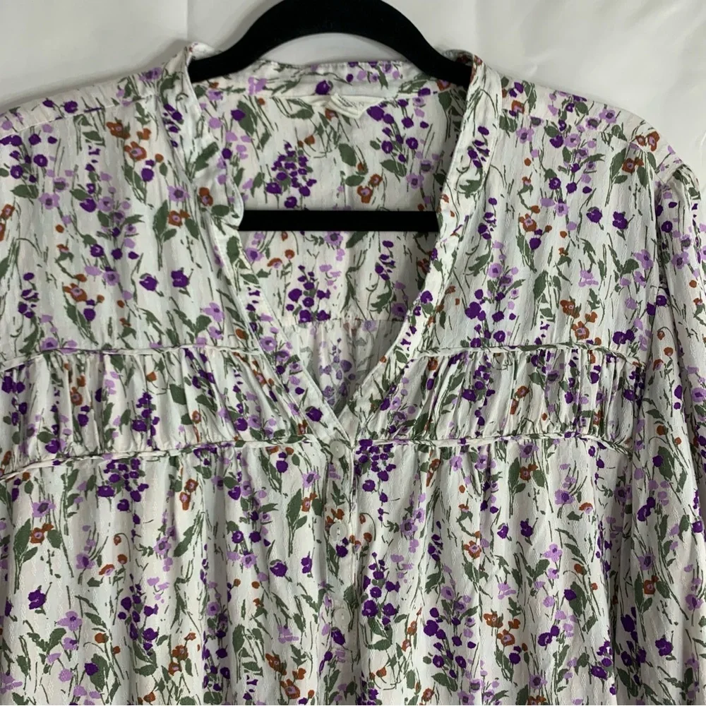 Caslon Floral Bell Sleeve V Neck Blouse, size XXL - Picture 3 of 9